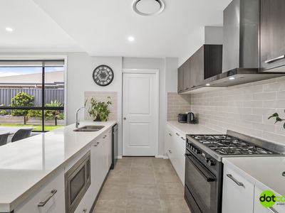 36 Lawrence Avenue, Wyee
