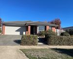 5 Manifold Rd, Woodend