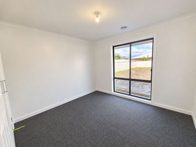 14 Brooks Avenue, Shepparton