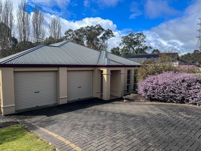 6 Stonybrook Grove, Mount Barker
