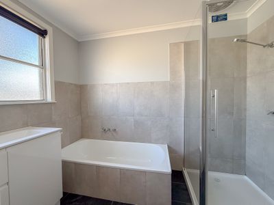 10 Harrison Crescent, Swan Hill