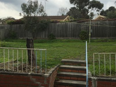 32 Blackburn Road, Doncaster East