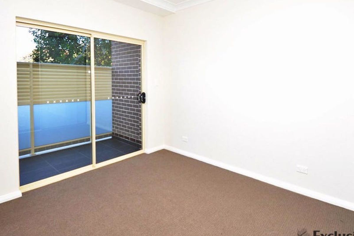 7 / 4 Bridge Road, Homebush