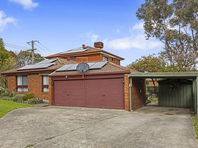 19 Mayfair Drive, Ferntree Gully