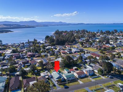 98 Parkes Street, Oak Flats