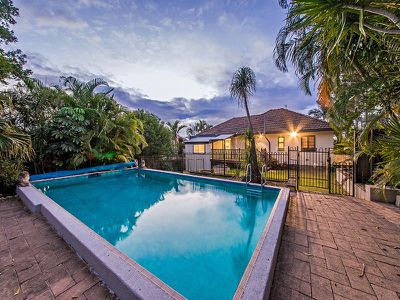 307 Chatsworth Rd, Coorparoo