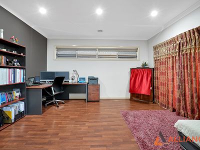 5 Cragside Place, Deer Park