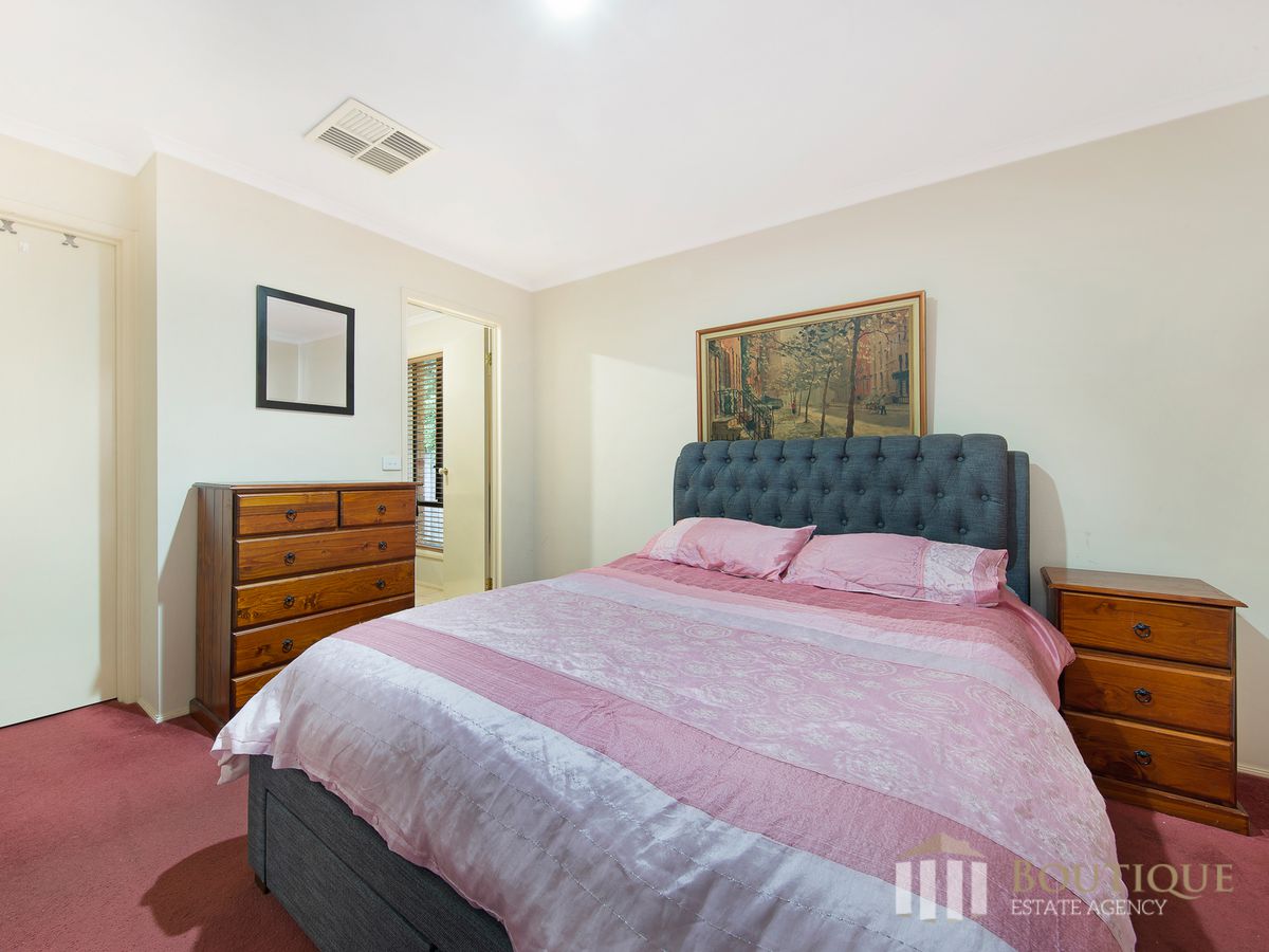 8 Mowbray Court, Berwick