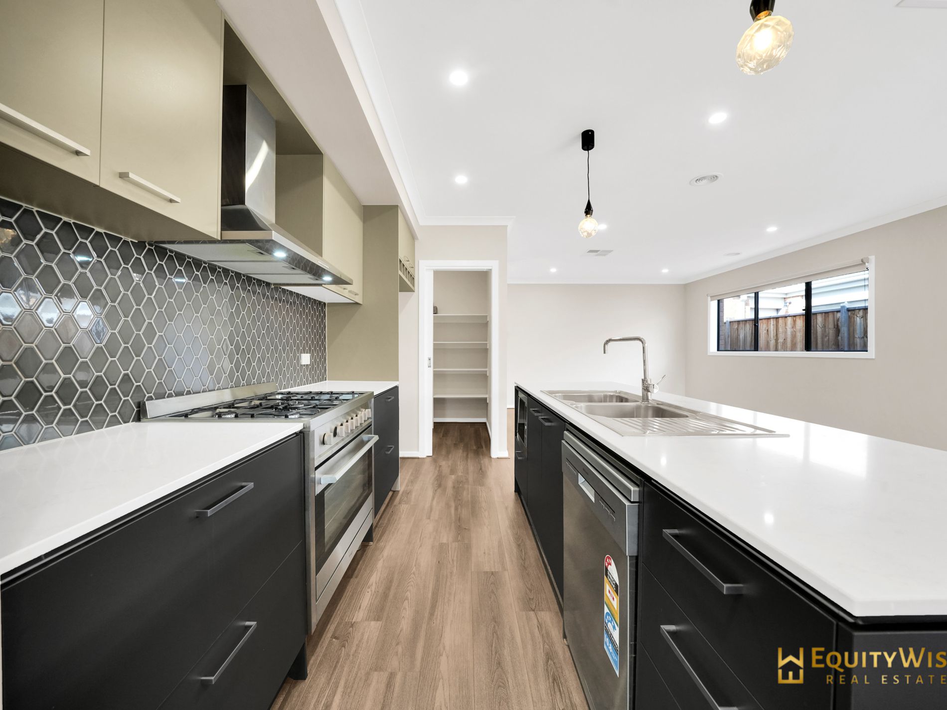 9 Lydney Street, Wyndham Vale