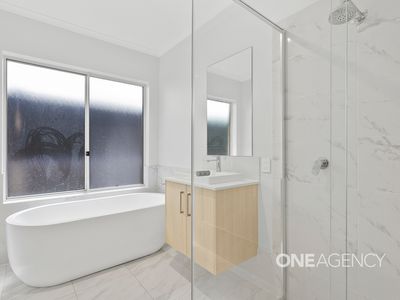 9 Red Cottonwood Road, Huntley