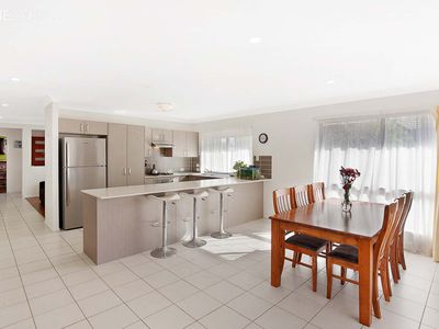 3 Columbus Close, Urraween