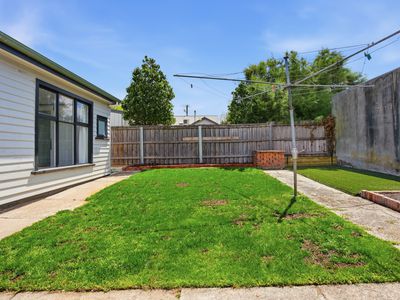 18 Oswald Street, Invermay