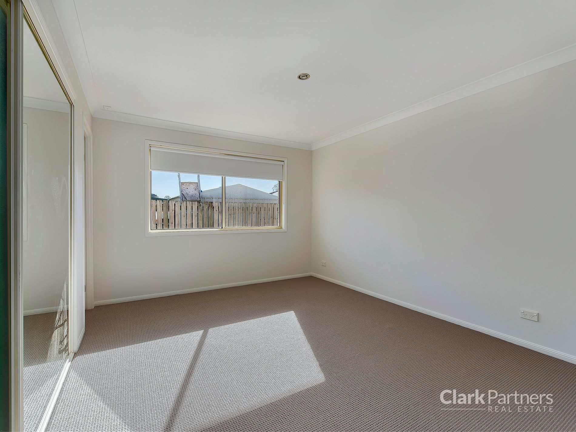 12 Fuller Avenue, Meadowbrook