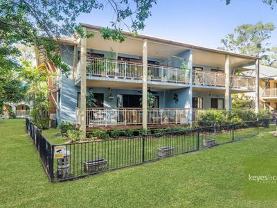 12 / 2 New England Court, Douglas