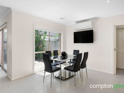 2 / 60 Tanner Street, Breakwater