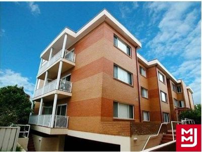 11 / 3 Thomas Street, Wollongong