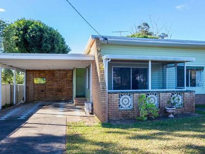 2 Fifth Avenue, Toukley
