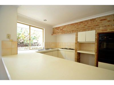 57 Portcullis Drive, Willetton