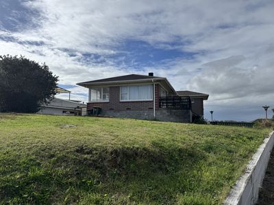 14 Cowley Drive, Temple View