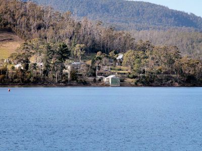 7161 Channel Highway, Gardners Bay
