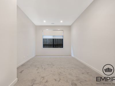17 Fiorin Street, Clyde North
