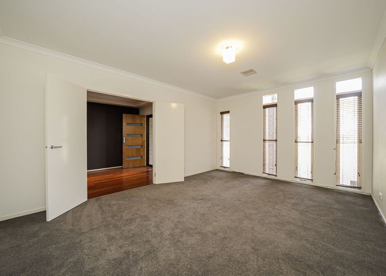 79 Lyndhurst Boulevard, Lyndhurst