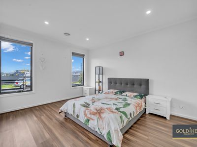 8 Yukon Street, Truganina