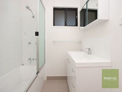 34 Cuthbert Crescent, Vincent