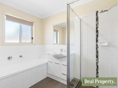 20 Pepper Tree Drive, Holmview