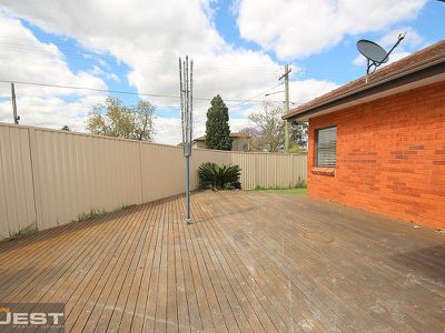 11 Kathleen Parade, Picnic Point