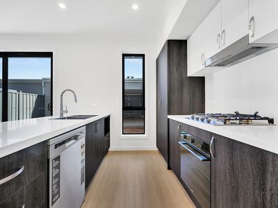 64 - 70 BOX STREET, Doveton