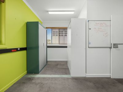 T8 / 75 Newnham Drive, Newnham