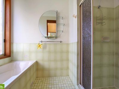 4 Headland Pde, Barrack Point