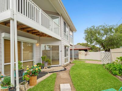 2 Playford Drive, Morphett Vale