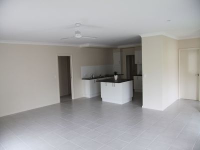 1 / 4A Pioneer Drive, Forster
