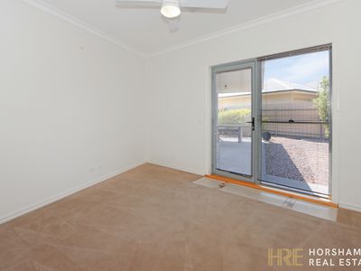 15 Fisher Square, Horsham