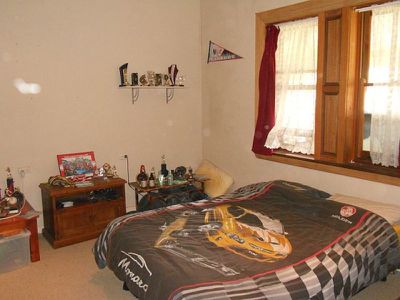 2 Church Street, Yahl