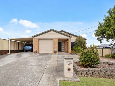4 Livingstone Street, Strathpine