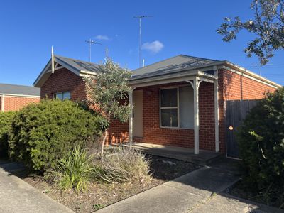 1 / 207 Torquay Road, Grovedale