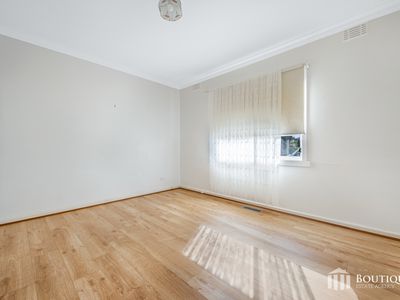9 Belmont Avenue, Dandenong North
