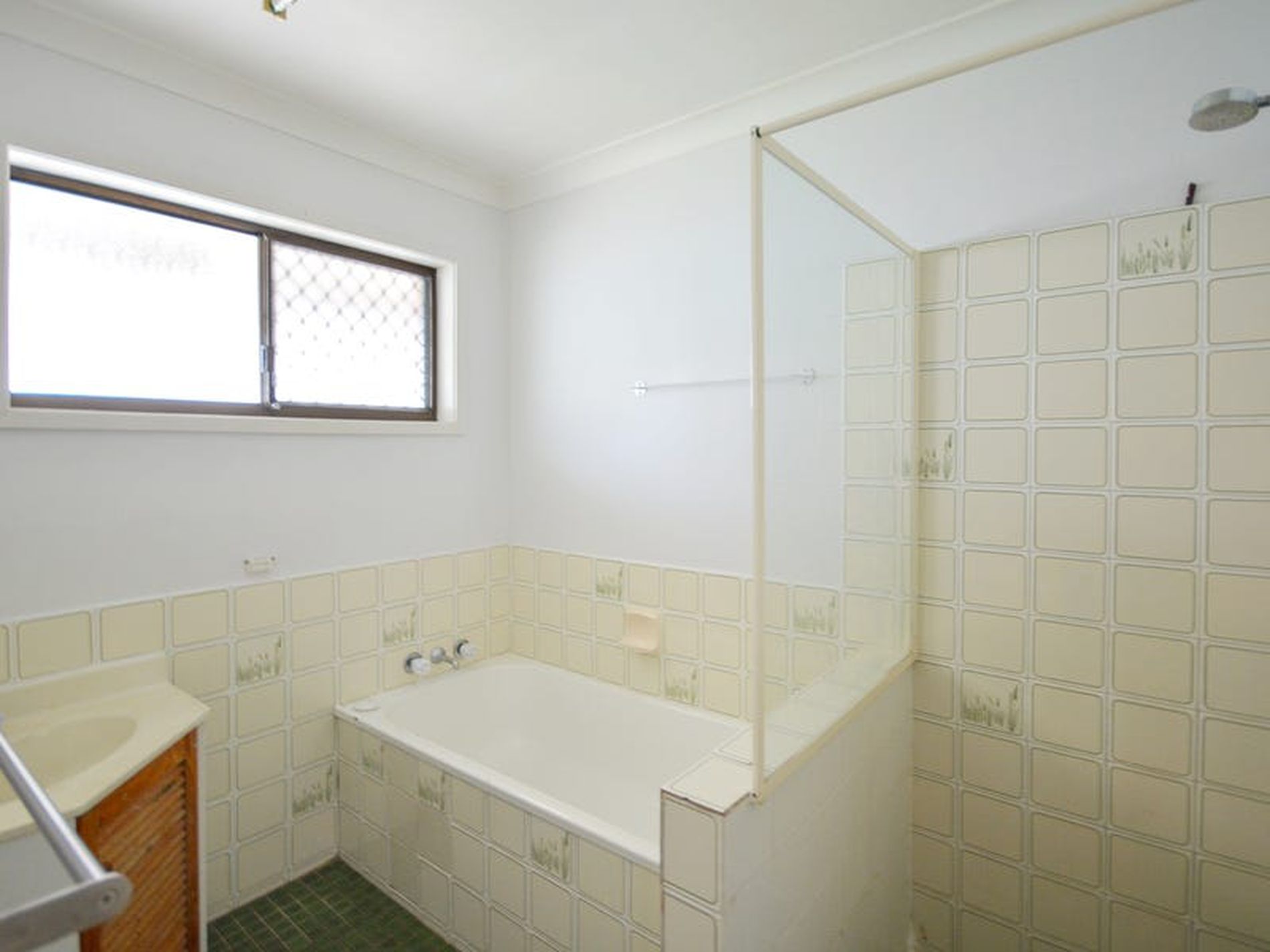 99 Redbank Plains Road, Goodna