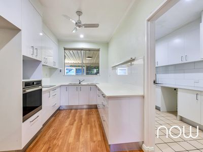 1 / 7 Musgrave Crescent, Coconut Grove