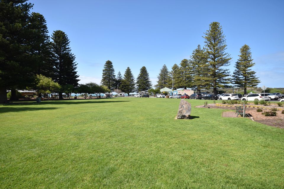 5 Coral Street, Victor Harbor