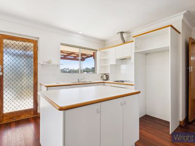 27 Stockdale Crescent, Wembley Downs