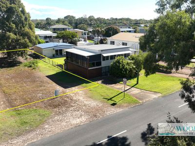 9 ESPLANADE, Woodgate