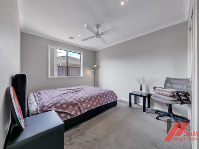 11 Merri Street, Manor Lakes