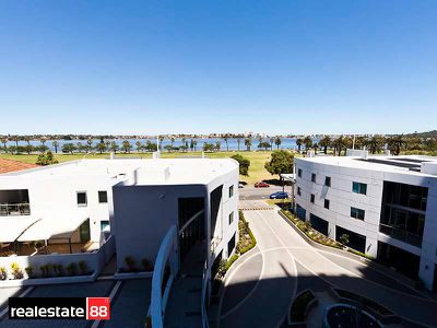22 / 132 Terrace Road, Perth