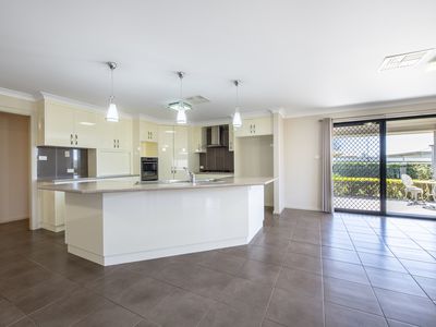 6 Waldorf Place, Dubbo