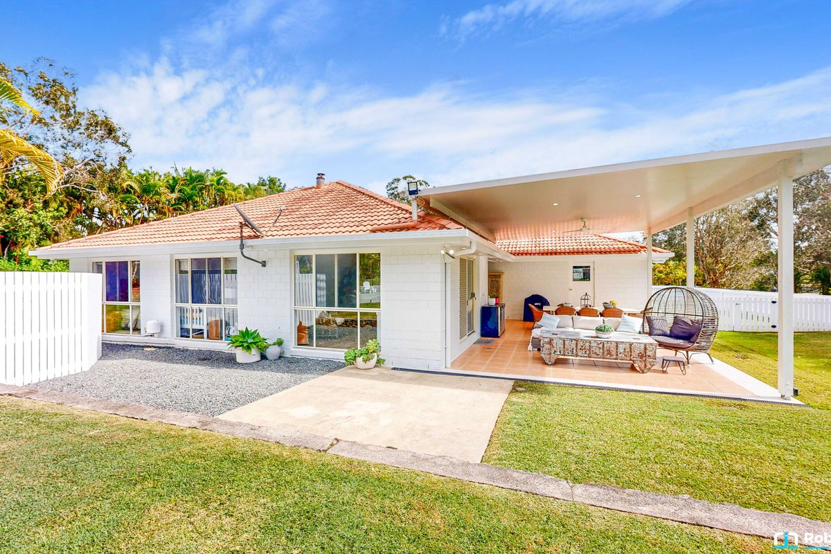 32 Green Gate Road, Cooroibah