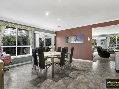 8 Church Avenue, Taylors Hill